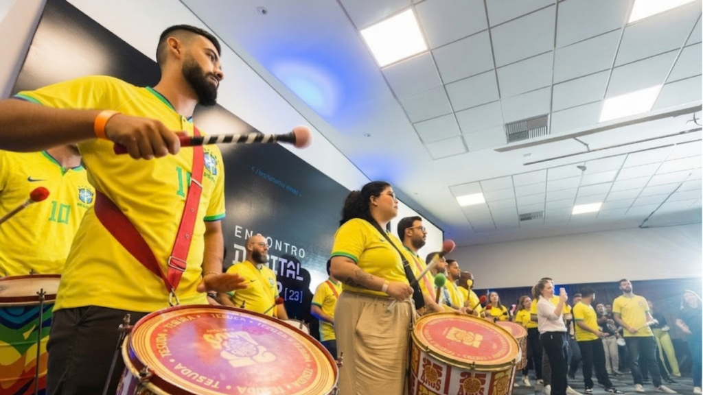 team music, um team building musical